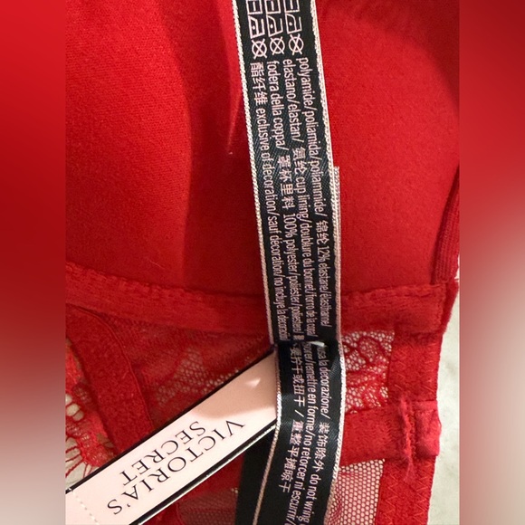 Victoria’s Secret Red Strappy Lace Push-Up Bra 32B NWT - Picture 7 of 9
